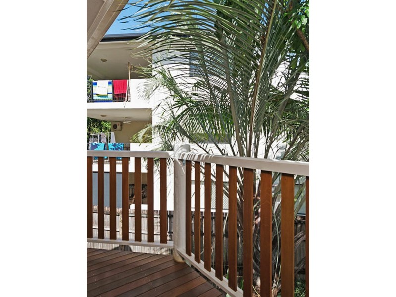10/18-20 Adair Street, Yorkeys Knob QLD 4878