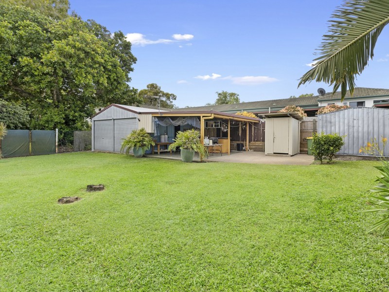 24 Tee Street, Yorkeys Knob QLD 4878