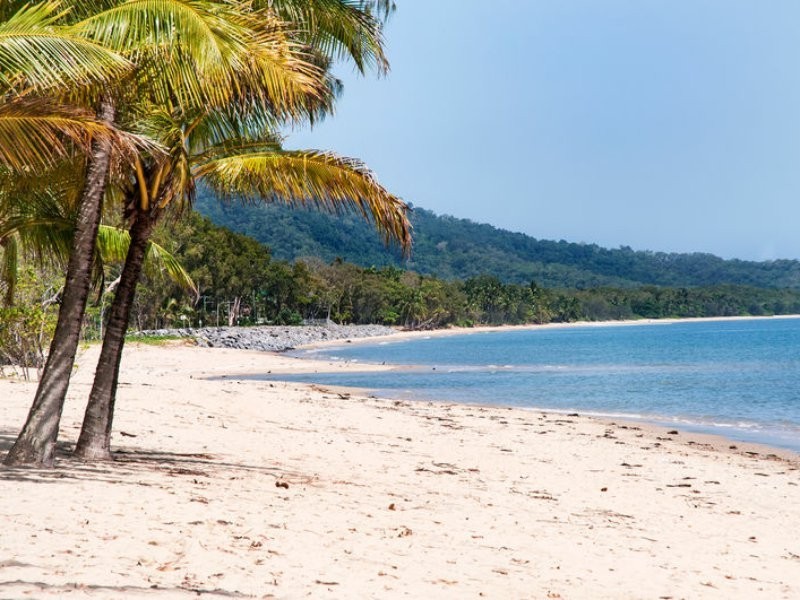 8/35-41 Upolu Esplanade, Clifton Beach QLD 4879