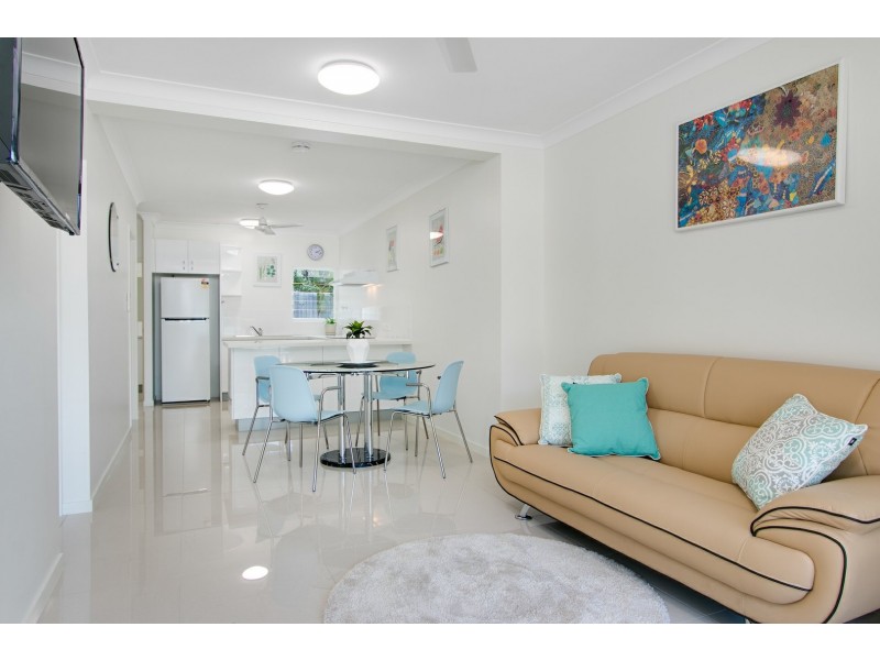8/35-41 Upolu Esplanade, Clifton Beach QLD 4879