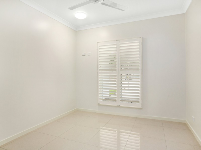 8/35-41 Upolu Esplanade, Clifton Beach QLD 4879