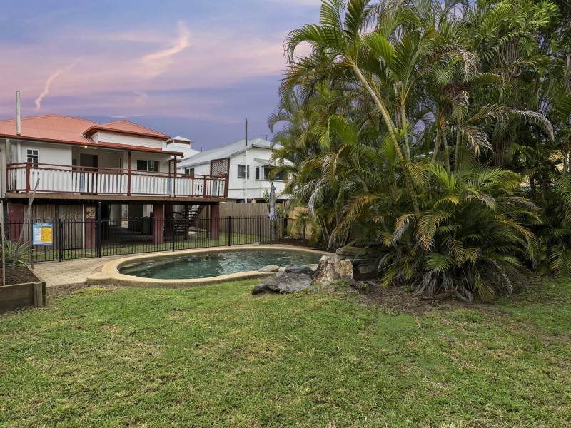 16 Clare Street, Parramatta Park QLD 4870