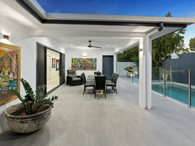 3 Saunders Court, Clifton Beach QLD 4879