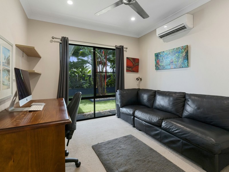 3 Saunders Court, Clifton Beach QLD 4879