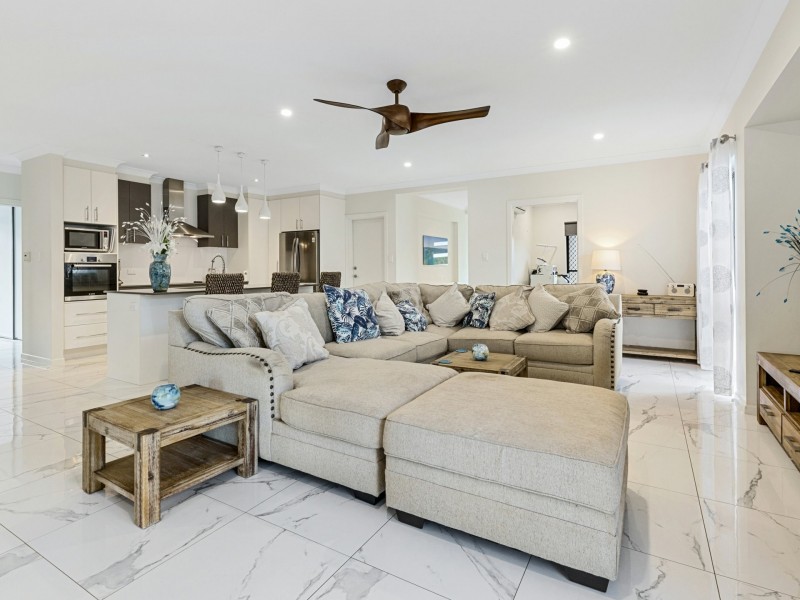 13 Byerstown Link, Trinity Park QLD 4879