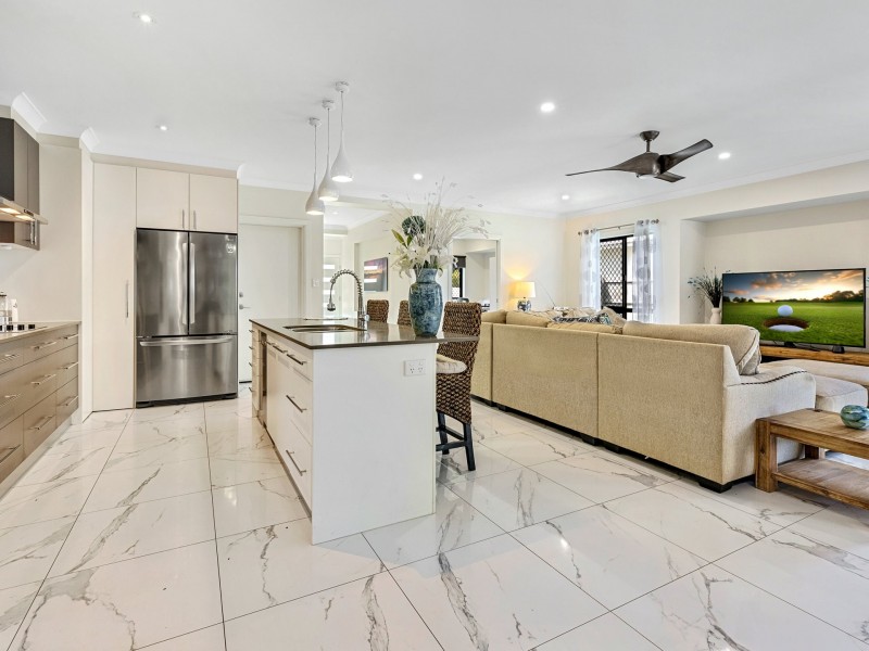 13 Byerstown Link, Trinity Park QLD 4879