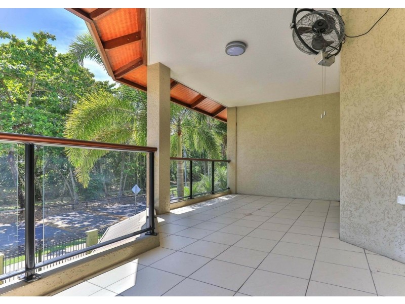 3/73 Sims Esplanade, Yorkeys Knob QLD 4878