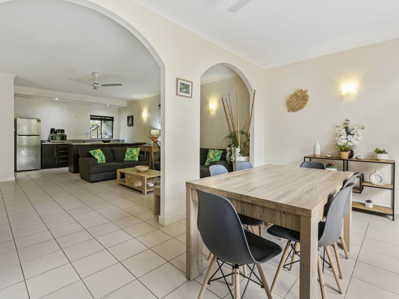 1/81-85 Cedar Road, Palm Cove QLD 4879