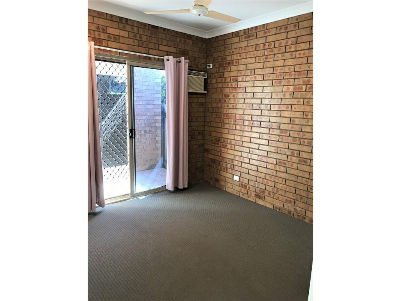7 Plaintain St, Kewarra Beach QLD 4879
