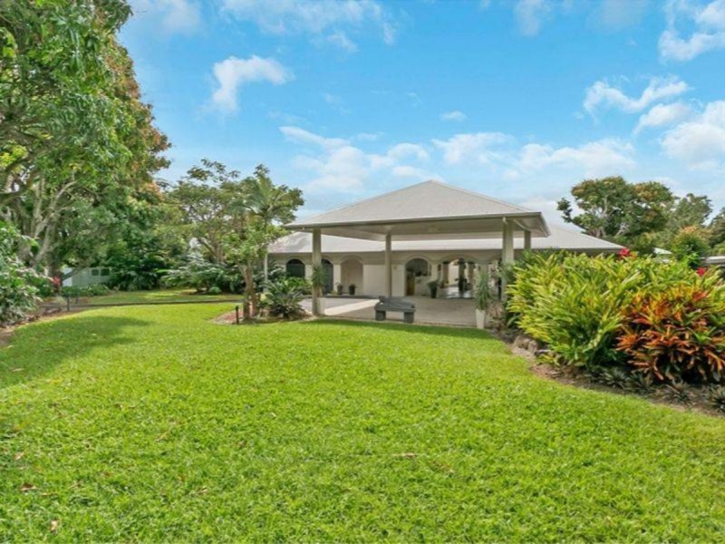 18/81-85 Cedar Road, Palm Cove QLD 4879