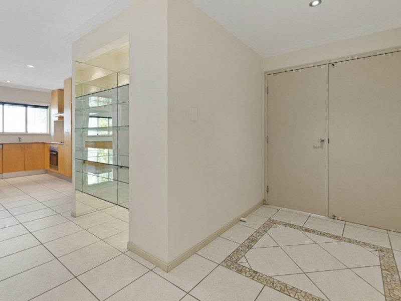 8/77 Arlington Esplanade, Clifton Beach QLD 4879