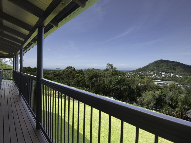 161-163 Panguna St, Trinity Beach QLD 4879
