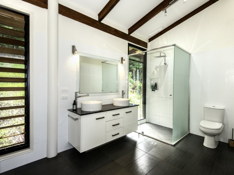 161-163 Panguna St, Trinity Beach QLD 4879