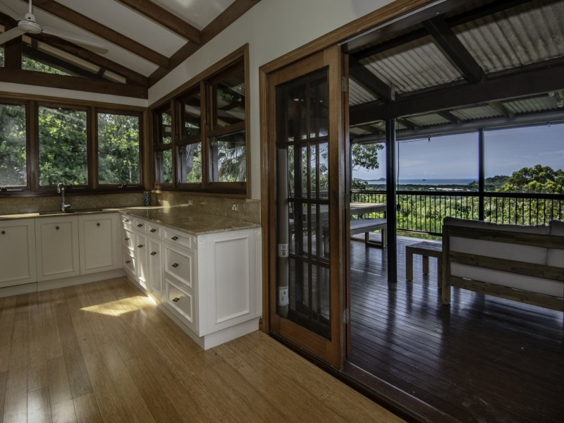 161-163 Panguna St, Trinity Beach QLD 4879