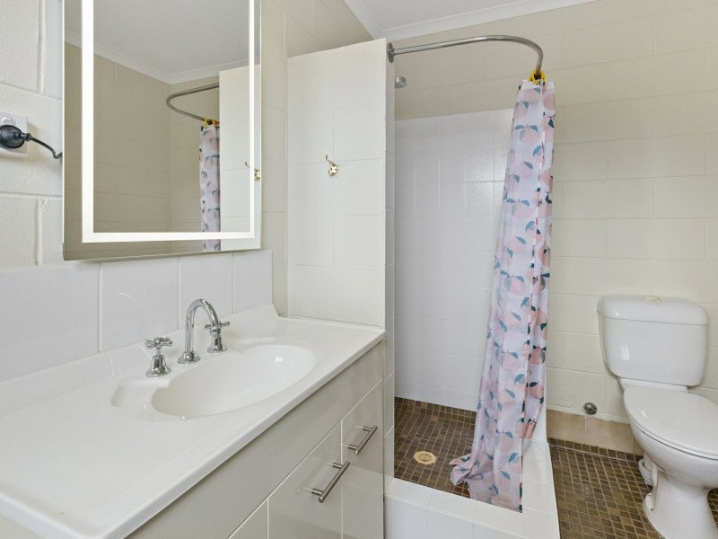 28/108-110 Mayers St, Manunda QLD 4870