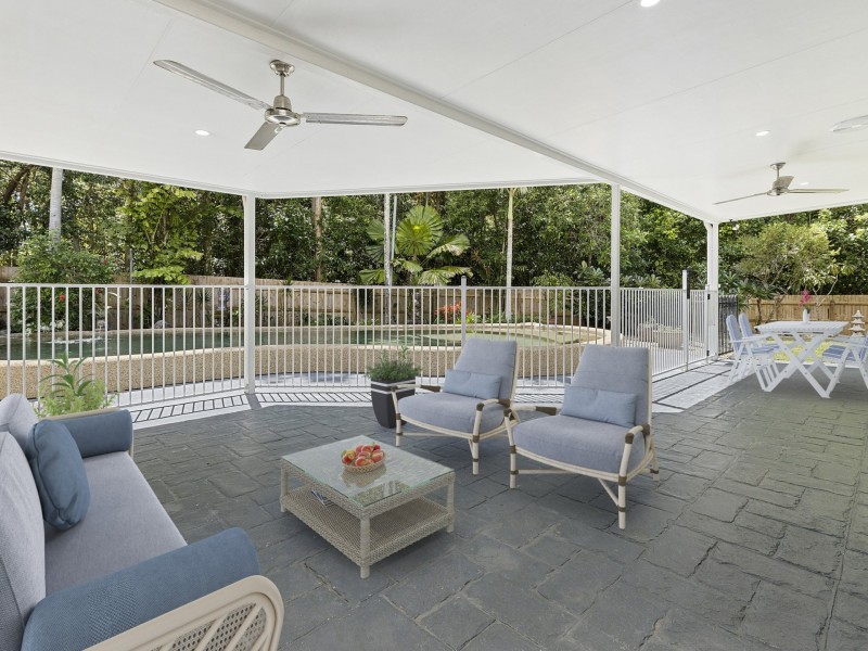 2 Ilse Close, Clifton Beach QLD 4879