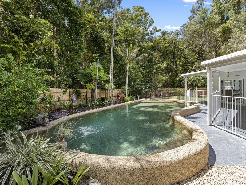 2 Ilse Close, Clifton Beach QLD 4879
