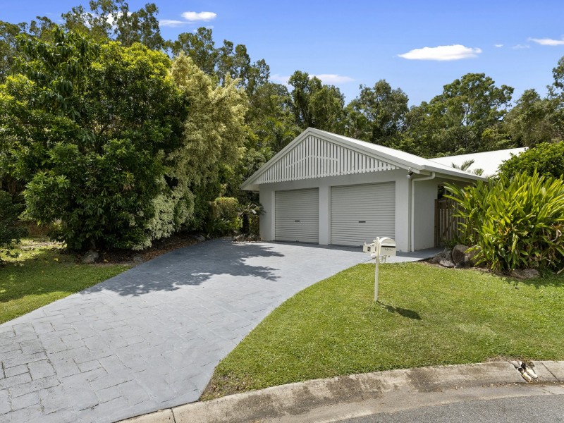 2 Ilse Close, Clifton Beach QLD 4879
