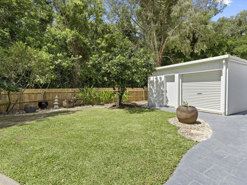 2 Ilse Close, Clifton Beach QLD 4879