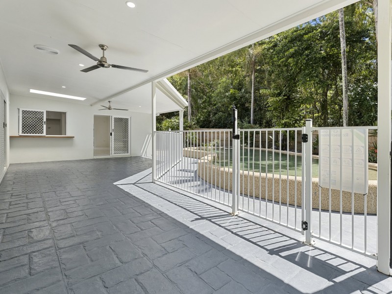 2 Ilse Close, Clifton Beach QLD 4879