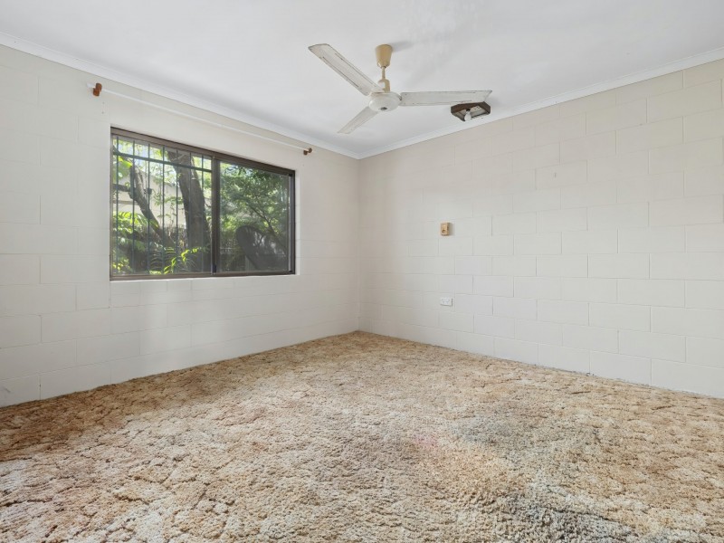 18 Endeavour Road, Clifton Beach QLD 4879