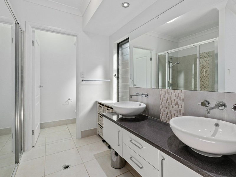 5 Barnacle Street, Trinity Beach QLD 4879