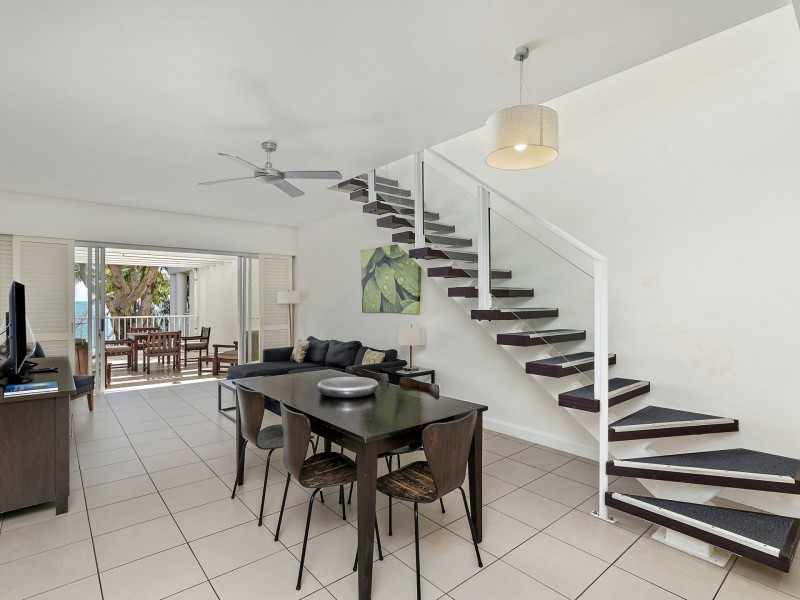 1335-1336/123 Williams Esplanade, Palm Cove QLD 4879
