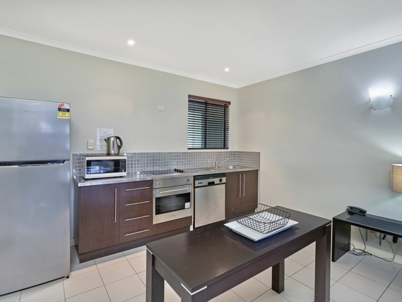 30/81-85 Cedar Road, Palm Cove QLD 4879