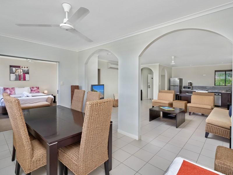 30/81-85 Cedar Road, Palm Cove QLD 4879