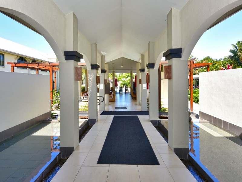 30/81-85 Cedar Road, Palm Cove QLD 4879