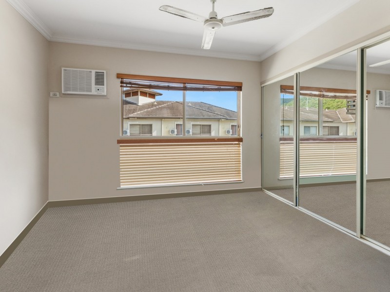 219/55-57 Clifton Road, Clifton Beach QLD 4879