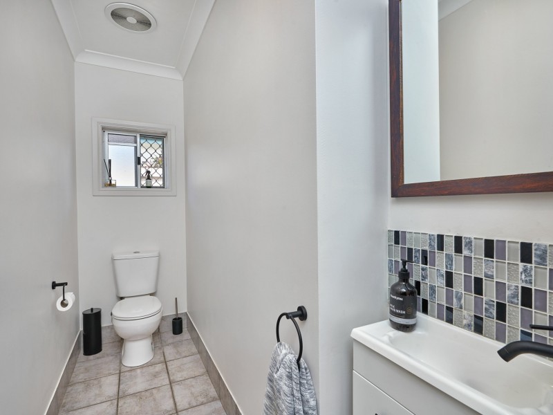 7 Spur Close, Clifton Beach QLD 4879