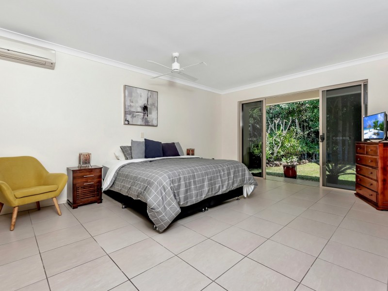 7 Muller Street, Palm Cove QLD 4879