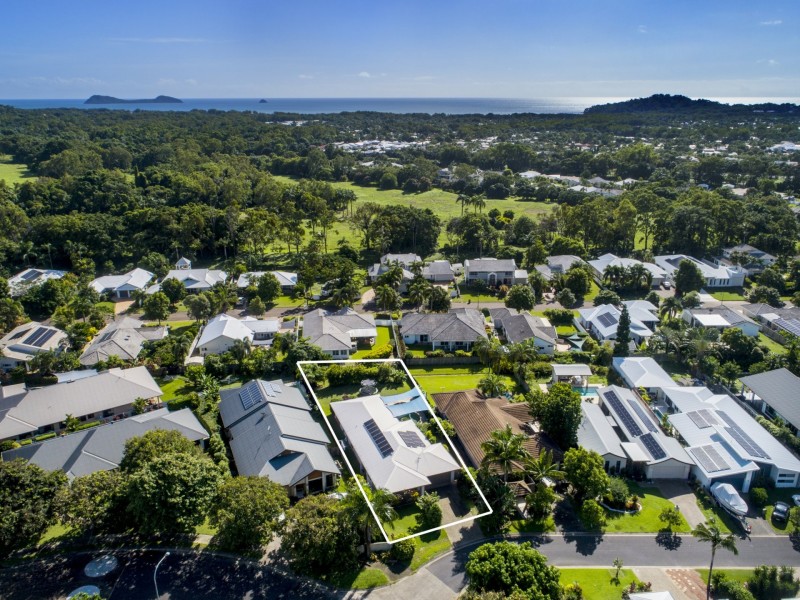 14 McAlister Avenue, Kewarra Beach QLD 4879