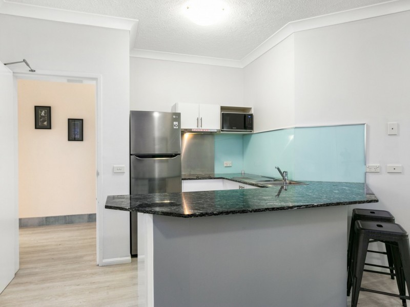 207/139 Williams Esplanade, Palm Cove QLD 4879