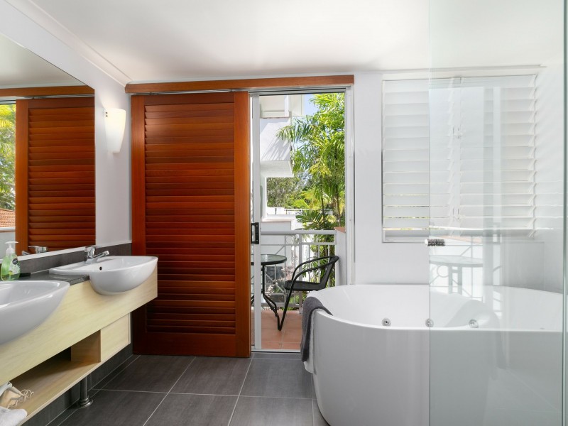 207/139 Williams Esplanade, Palm Cove QLD 4879