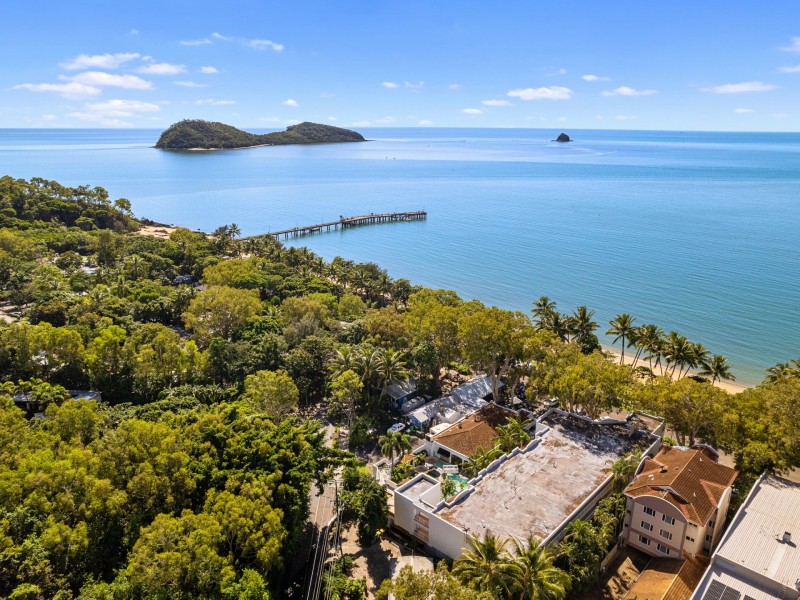 207/139 Williams Esplanade, Palm Cove QLD 4879