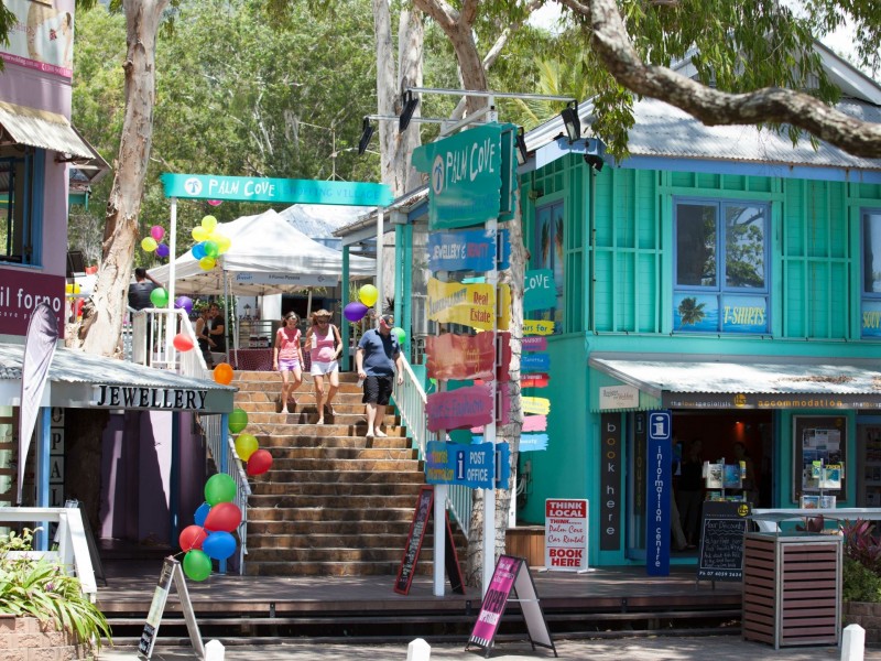 304/139 Williams Esplanade, Palm Cove QLD 4879