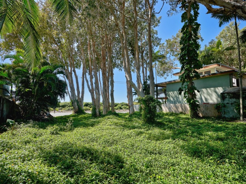 17 Arlington Esplanade, Clifton Beach QLD 4879