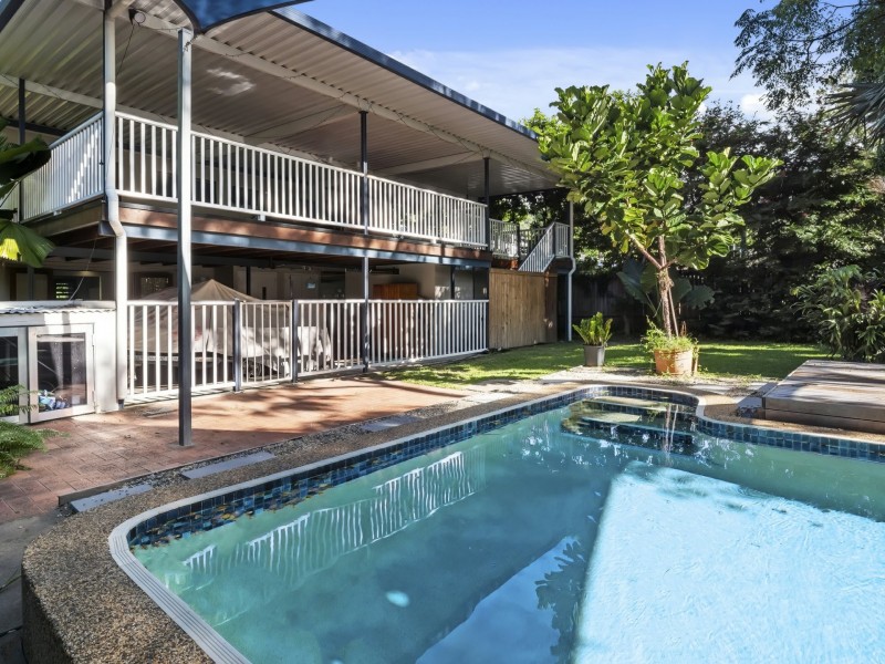 46 Endeavour Road, Clifton Beach QLD 4879