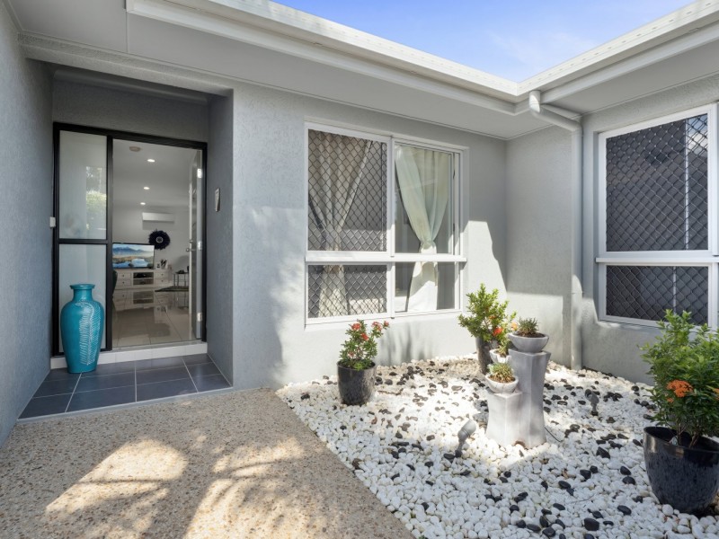 3 Como Close, Kewarra Beach QLD 4879