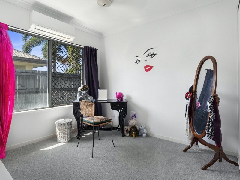 3 Como Close, Kewarra Beach QLD 4879