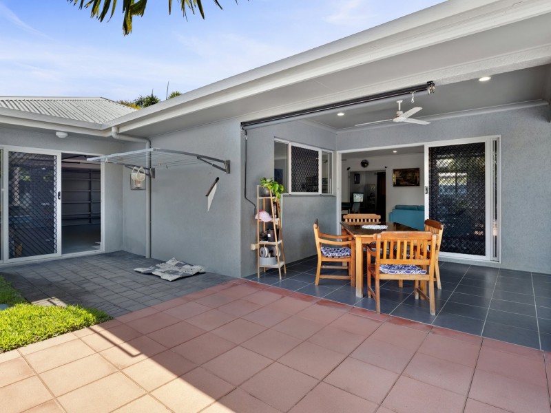 3 Como Close, Kewarra Beach QLD 4879