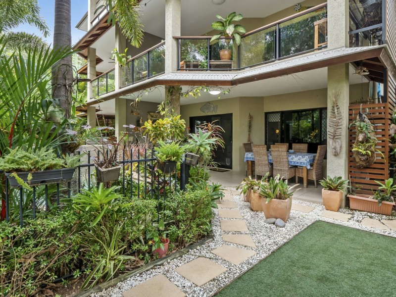 Unit 2/9 Rutherford Street, Yorkeys Knob QLD 4878