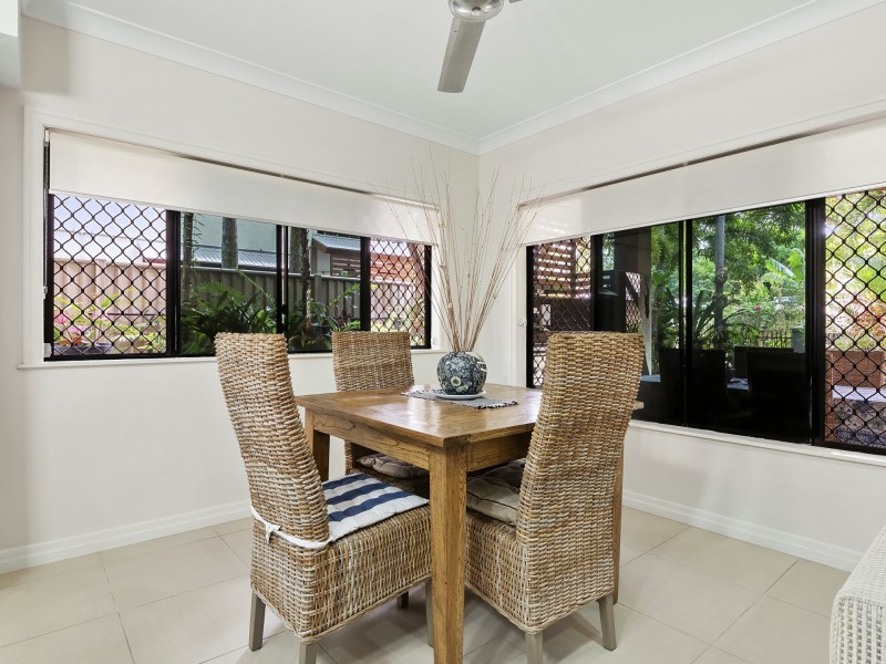 Unit 2/9 Rutherford Street, Yorkeys Knob QLD 4878