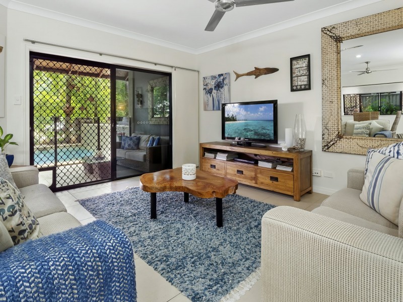 Unit 2/9 Rutherford Street, Yorkeys Knob QLD 4878