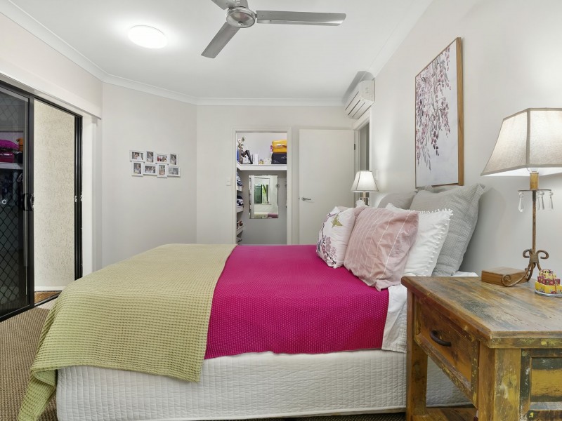 Unit 2/9 Rutherford Street, Yorkeys Knob QLD 4878