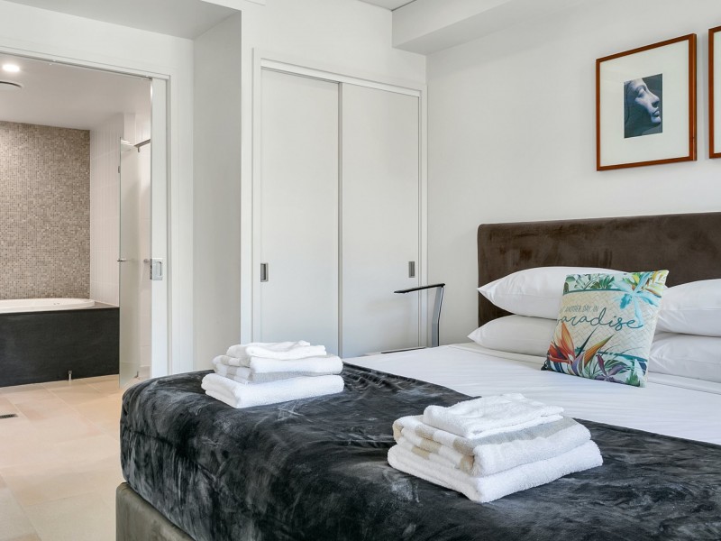 305/5 Triton Street, Palm Cove QLD 4879