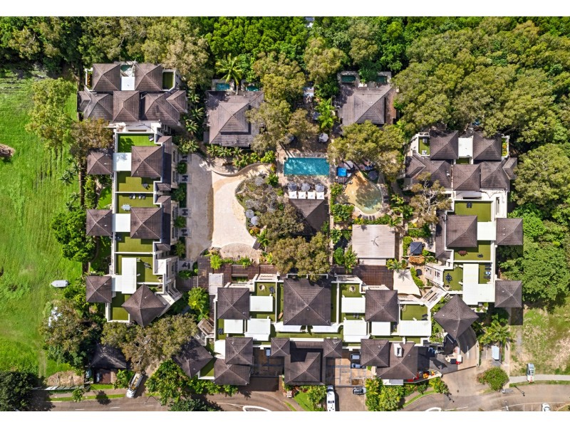 305/5 Triton Street, Palm Cove QLD 4879