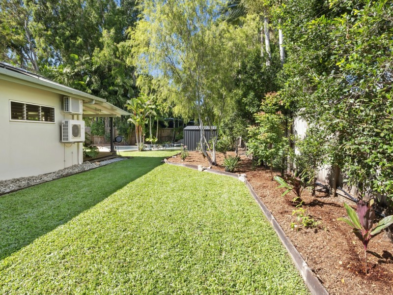 5 Legret Close, Clifton Beach QLD 4879